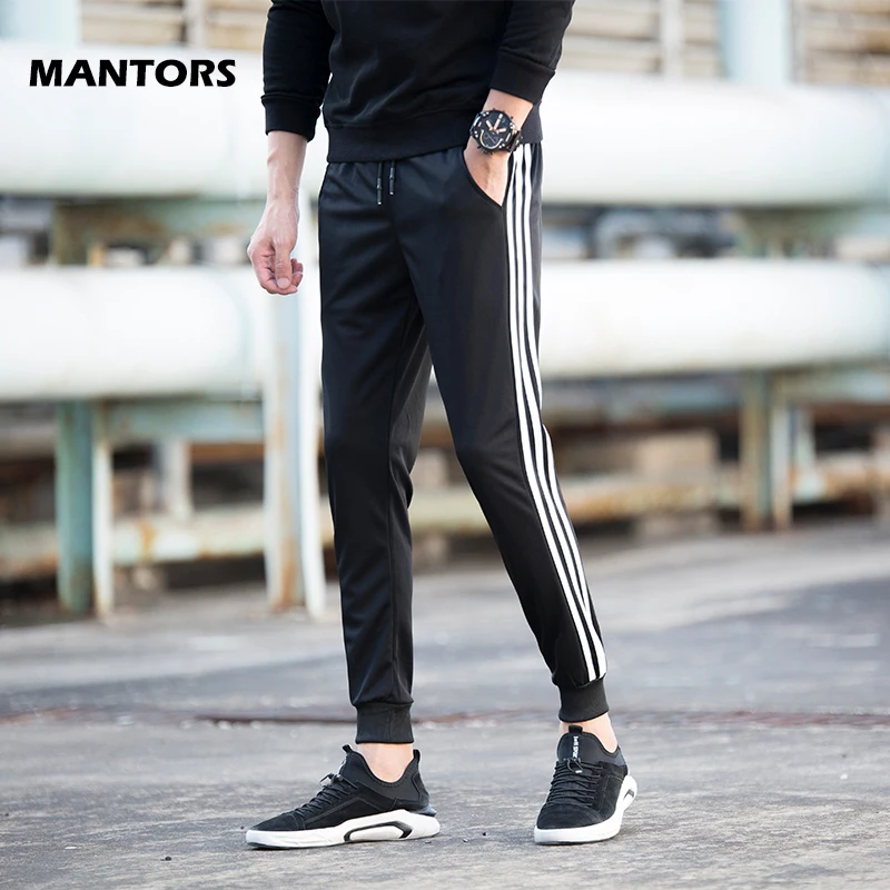 2019 New Joggers Pants Spring Summer Men Pants Striped Track Pants Casual Elastic Slim Sweatpants Streetwear Man Trousers
2019 New Joggers Pants Spring Summer Men Pants Striped Track Pants Casual Elastic Slim Sweatpants Streetwear Man Trousers
