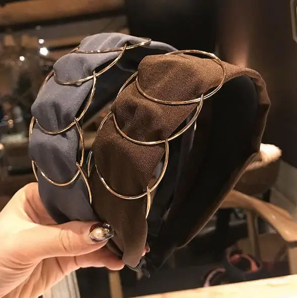 Korean Boutique Hairband Golden Ring Wide Headband Women Girl Hair Head Hoop Bands Accessories For Girls Hair Scrunchy Headdress
Korean Boutique Hairband Golden Ring Wide Headband Women Girl Hair Head Hoop Bands Accessories For Girls Hair Scrunchy Headdress