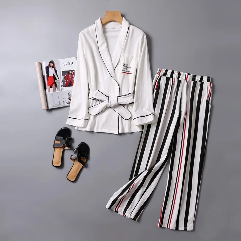 Women's pajamas V-Neck Cotton nightwear Bow Pyjamas Women Stripe Female Suit Fashion Women sleepwear Autumn Long Sleeve HomeWear
Women's pajamas V-Neck Cotton nightwear Bow Pyjamas Women Stripe Female Suit Fashion Women sleepwear Autumn Long Sleeve HomeWear
