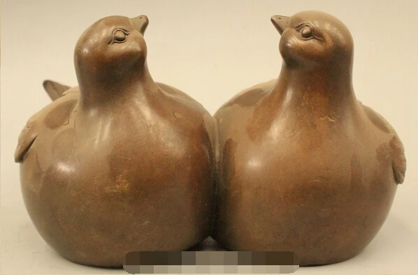 free 5"China Chinese Folk Pure Bronze Lifelike Two Obesity Bird Pigeon Statue fast
free 5"China Chinese Folk Pure Bronze Lifelike Two Obesity Bird Pigeon Statue fast
