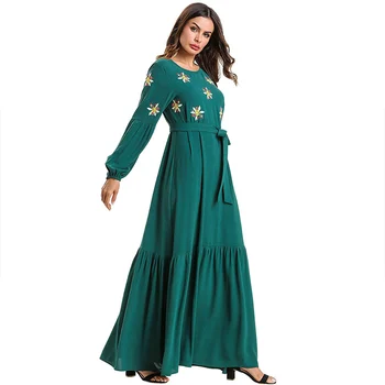 Middle Eastern Arab Long Sleeve Dress Muslim Pleated Stitching Embroidered Large Long Skirt with Pleated Conservative Robe
Middle Eastern Arab Long Sleeve Dress Muslim Pleated Stitching Embroidered Large Long Skirt with Pleated Conservative Robe