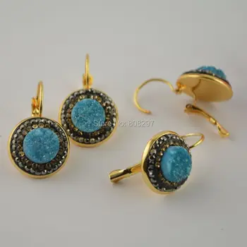 New - 5Pairs Gold Color Pave Rhinestone Quartz Stone Clip Earrings in sky Blue Color
New - 5Pairs Gold Color Pave Rhinestone Quartz Stone Clip Earrings in sky Blue Color