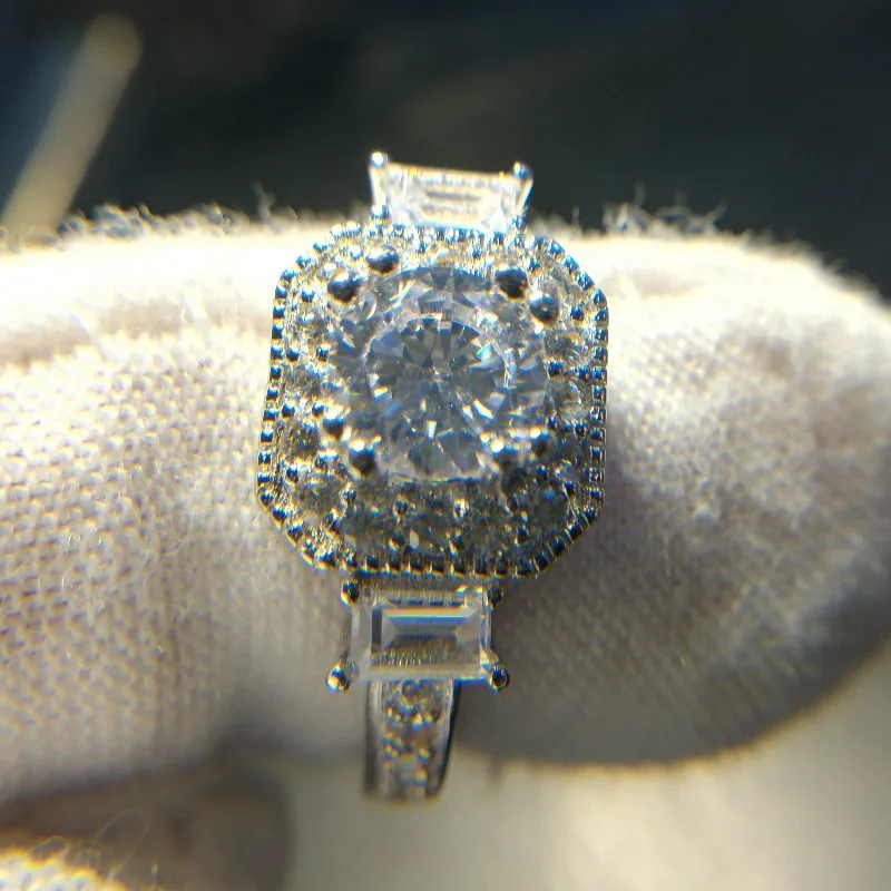 Eleple Watch style Rings For Men women wholesale ring AAA cubic zirconia Wedding gifts fashion Jewelry White Gold color VSR227
Eleple Watch style Rings For Men women wholesale ring AAA cubic zirconia Wedding gifts fashion Jewelry White Gold color VSR227