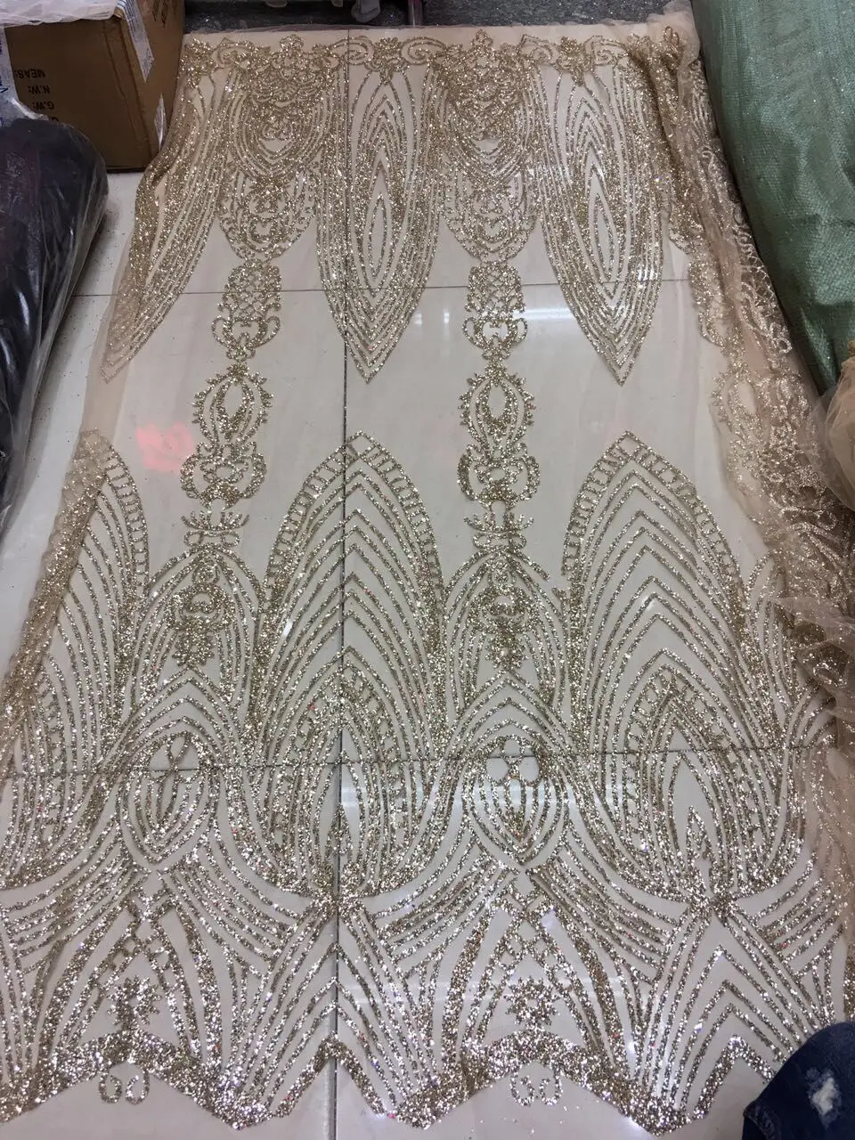 lace fabric S-6620 african tulle lace fabric high quality glitter tulle fabric for wedding
lace fabric S-6620 african tulle lace fabric high quality glitter tulle fabric for wedding