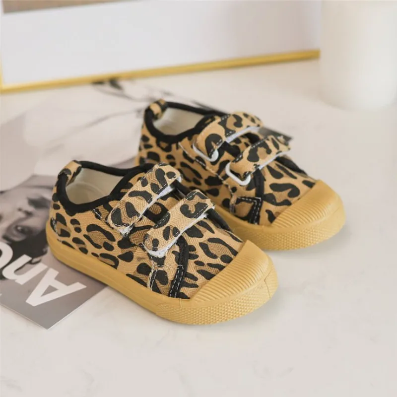 Baby Kids Spring Leopard Canvas Shoes For Boys Fashion Sneakers Girls Non-slip Casual Shoes Children Hook & Loop Shoes
Baby Kids Spring Leopard Canvas Shoes For Boys Fashion Sneakers Girls Non-slip Casual Shoes Children Hook & Loop Shoes
