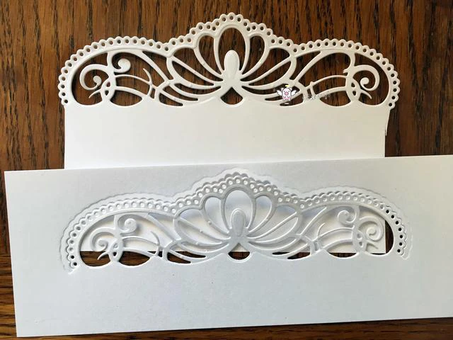 Mmao Crafts Metal Steel Cutting Dies New Dual-use lace card edge Stencil For DIY Scrapbook Paper/photo Cards Embossing Dies
Mmao Crafts Metal Steel Cutting Dies New Dual-use lace card edge Stencil For DIY Scrapbook Paper/photo Cards Embossing Dies