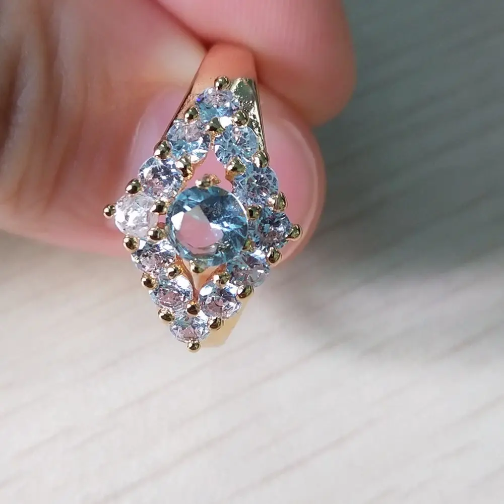 Geometric Gold Filled Wedding Rings for Women Fashion Pave Rhinestone Cubic Zirconia Jewelry Ring
Geometric Gold Filled Wedding Rings for Women Fashion Pave Rhinestone Cubic Zirconia Jewelry Ring