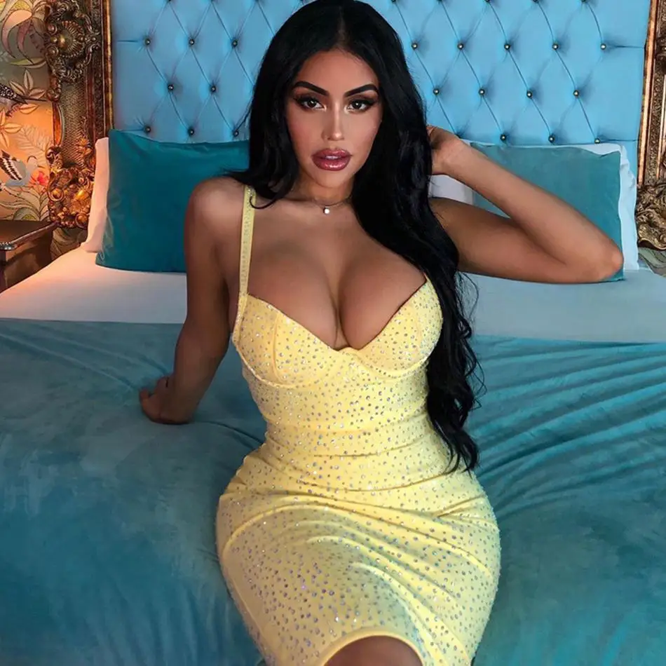 Newest Celebrity Evening Party Bodycon Dress Women Spaghetti Strap V-Neck Diamonds Sexy Night Out Club Mini Dress Women Vestidos
Newest Celebrity Evening Party Bodycon Dress Women Spaghetti Strap V-Neck Diamonds Sexy Night Out Club Mini Dress Women Vestidos