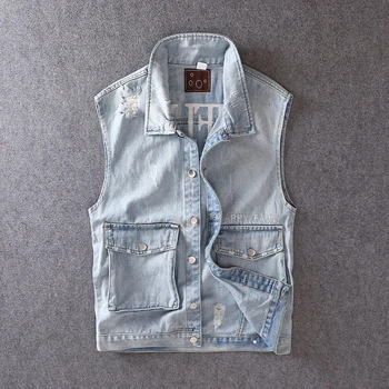 England Style Fashion Men Vest Retro Light Blue Embroidery Denim Vest Men Casual Outwear Streetwear Hip Hop Sleeveless Jackets
England Style Fashion Men Vest Retro Light Blue Embroidery Denim Vest Men Casual Outwear Streetwear Hip Hop Sleeveless Jackets