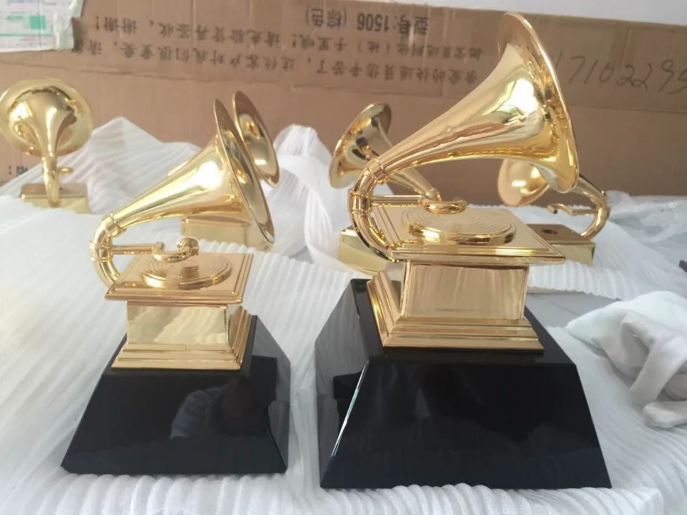 Grammy Award граммофон металлический трофей 1:1 Бесплатная доставка 23 5 см 2 кг труба