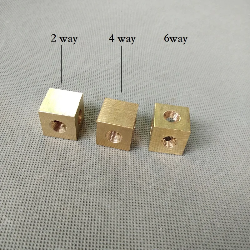 4pcs/lot 2 way/4 way/6way connector square box connector with M10 brass connector adapter lighting hardware tube connection
4pcs/lot 2 way/4 way/6way connector square box connector with M10 brass connector adapter lighting hardware tube connection