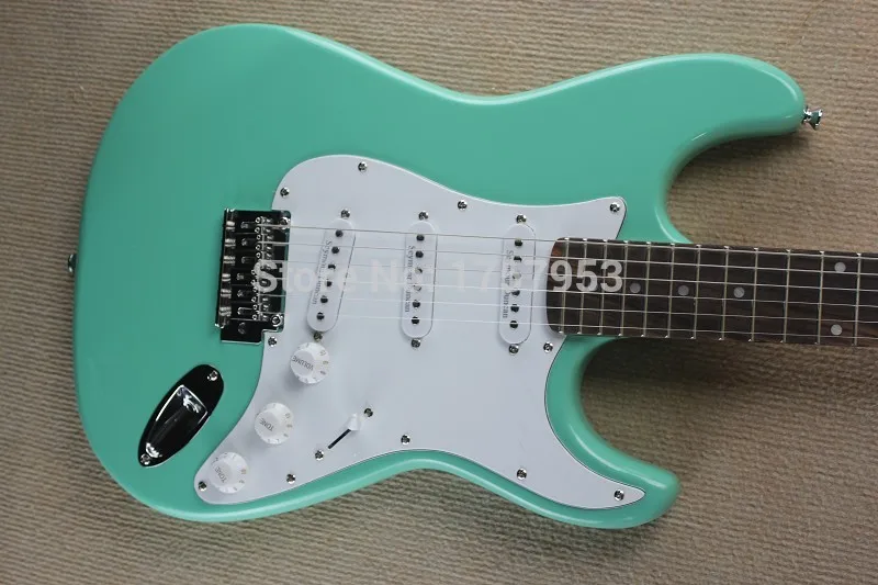 Free Shipping Factory Custom Shop Best Price Light green F STRAT electric guitar 1110 STRAT
Free Shipping Factory Custom Shop Best Price Light green F STRAT electric guitar 1110 STRAT