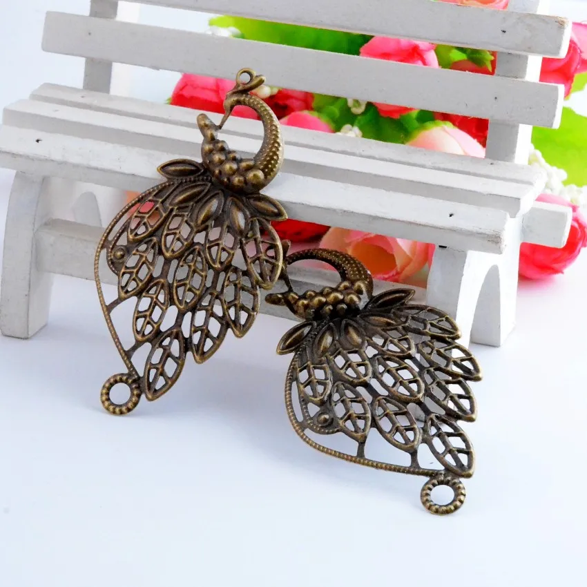 Free shipping 10 Antique Bronze Peacock Wraps Connectors Metal Crafts Decoration DIY Findings Connectors 71x37mm F0962
Free shipping 10 Antique Bronze Peacock Wraps Connectors Metal Crafts Decoration DIY Findings Connectors 71x37mm F0962