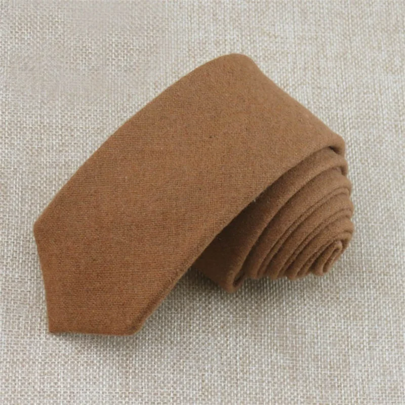 Upscale Skinny Wool Necktie Ties for Mens Suit Solid Color Gravatas Slim Neckties for Wedding Bridegroom Collar Neck Tie Cravat
Upscale Skinny Wool Necktie Ties for Mens Suit Solid Color Gravatas Slim Neckties for Wedding Bridegroom Collar Neck Tie Cravat