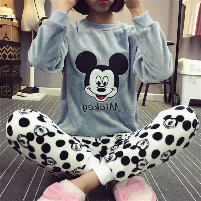 Flannel Winter Women's Pajamas Pajama Set Home Wear Long Sleeve Cartoon Pijama Set Sleepwear Women Pyjamas Thick warm Nightwear
Flannel Winter Women's Pajamas Pajama Set Home Wear Long Sleeve Cartoon Pijama Set Sleepwear Women Pyjamas Thick warm Nightwear