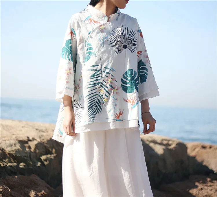 Vintage Green Leaf Floral Print Stand Collar Beads Button Rayon Linen Shirt, Double Layers Cotton Lining Thin Loose White Blouse
Vintage Green Leaf Floral Print Stand Collar Beads Button Rayon Linen Shirt, Double Layers Cotton Lining Thin Loose White Blouse