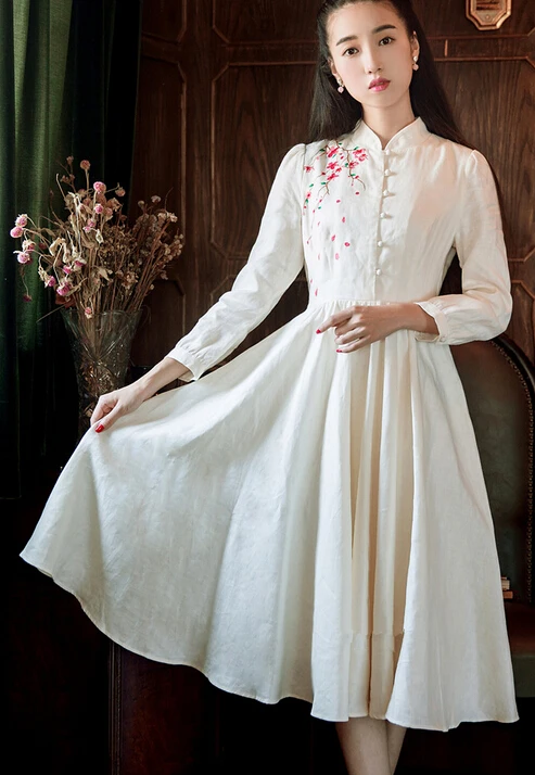 Free Shipping National Style Retro Stand Collar Embroidery Cotton Linen Long Sleeve Woman Long Dress Beige
Free Shipping National Style Retro Stand Collar Embroidery Cotton Linen Long Sleeve Woman Long Dress Beige