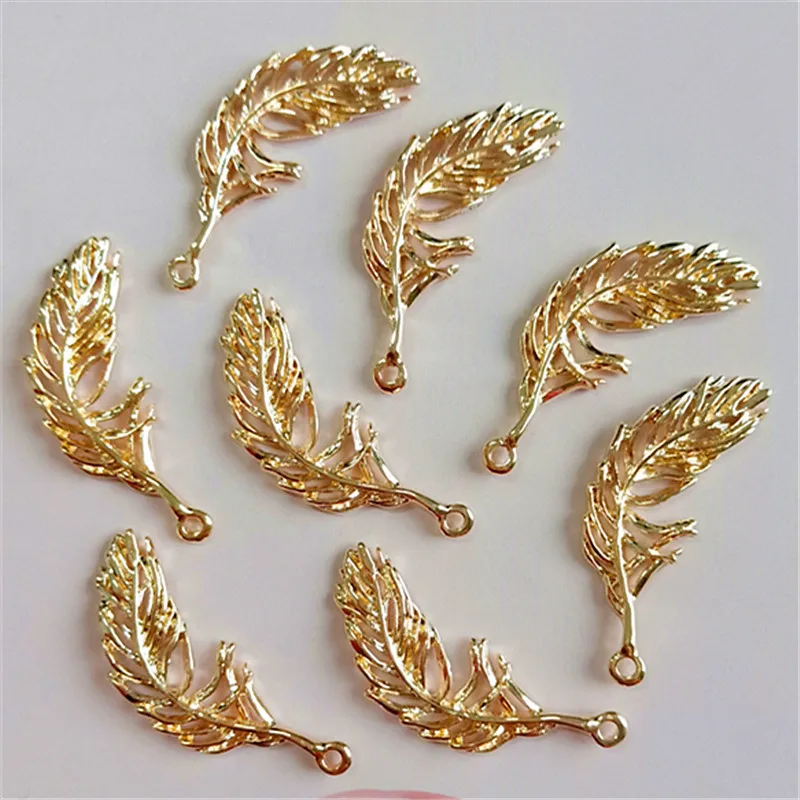 10 pcs/lot Alloy Creative Gold Leaf Pendant Buttons Ornaments Jewelry Earrings Choker Hair DIY Jewelry Accessories Handmade
10 pcs/lot Alloy Creative Gold Leaf Pendant Buttons Ornaments Jewelry Earrings Choker Hair DIY Jewelry Accessories Handmade