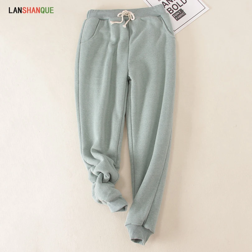 LANSHANQUE Winter Lambskin Thicker Elastic Waist Pants Loose Large Size Black Pink Cotton Harem Pants Women Casual Warm Trousers
LANSHANQUE Winter Lambskin Thicker Elastic Waist Pants Loose Large Size Black Pink Cotton Harem Pants Women Casual Warm Trousers