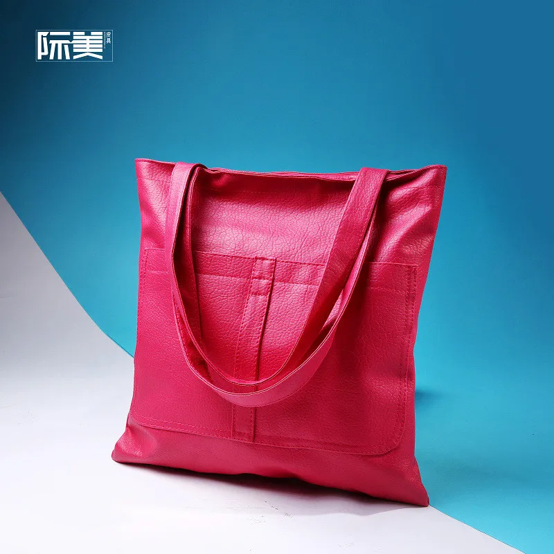 2593443232_934460434