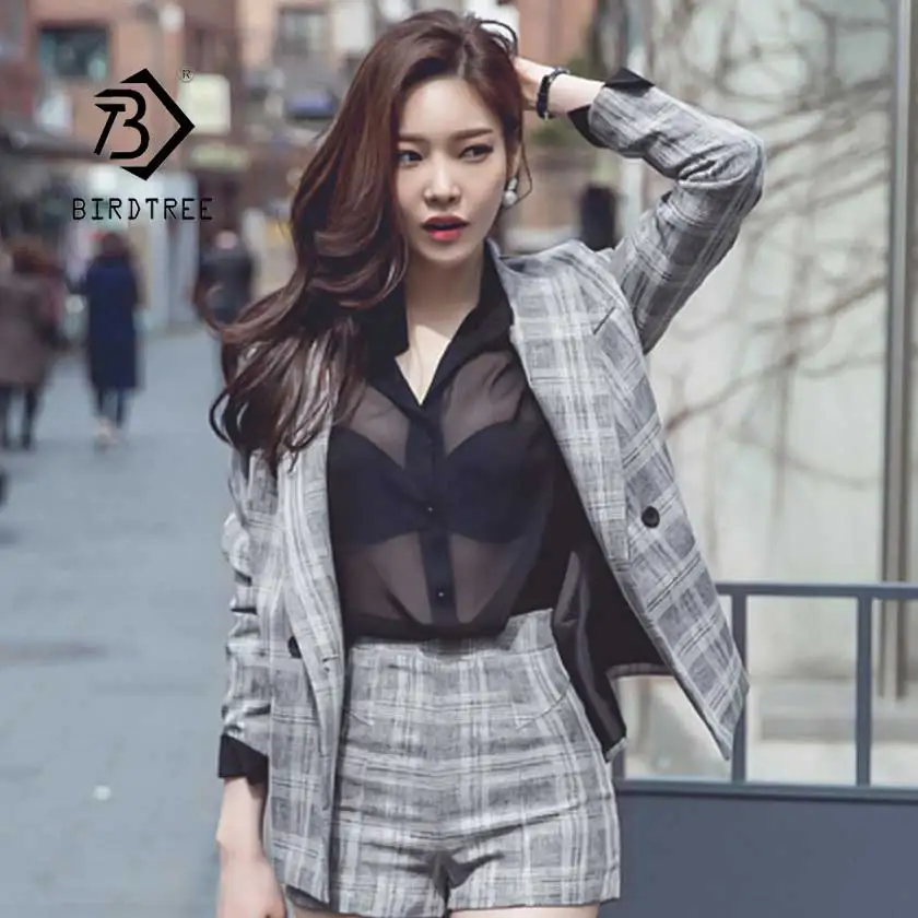 2019 Formal Two Piece Set Women Shorts Suits Notched Collar Plaid Blazer Jacket Pant Pocket Split High quality Hot Sale S95507Z
2019 Formal Two Piece Set Women Shorts Suits Notched Collar Plaid Blazer Jacket Pant Pocket Split High quality Hot Sale S95507Z