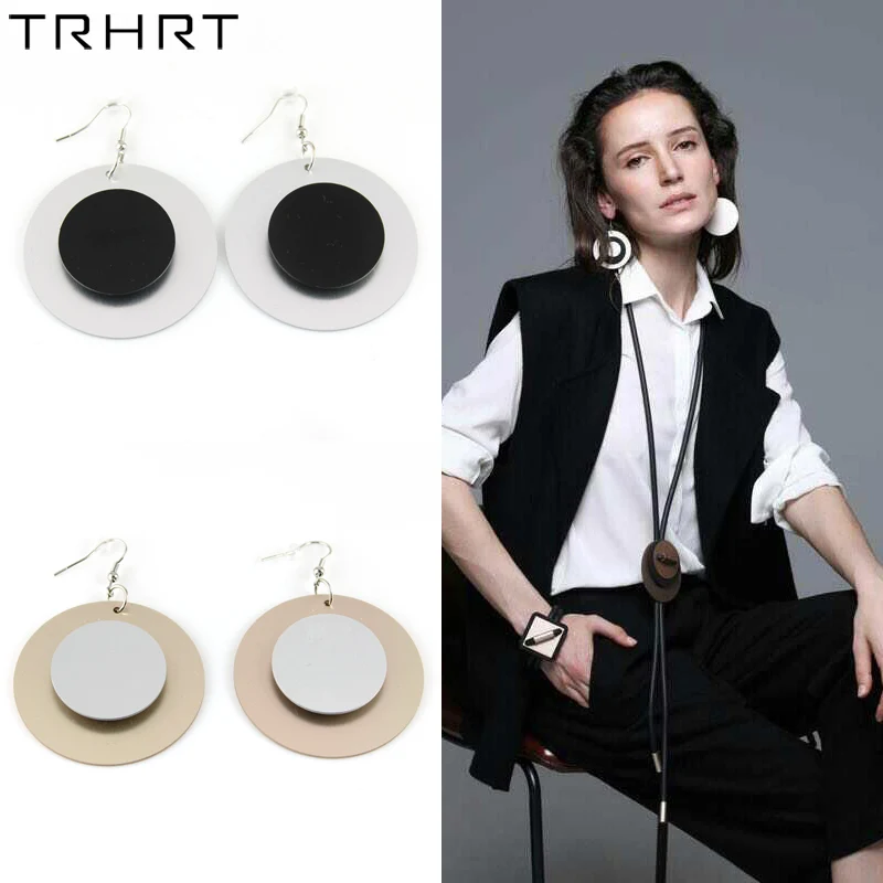 TRHRT New Brand Design aluminum material Pattern Earrings Women big Round Circle Statement Drop Earring Jewelry for female gift
TRHRT New Brand Design aluminum material Pattern Earrings Women big Round Circle Statement Drop Earring Jewelry for female gift
