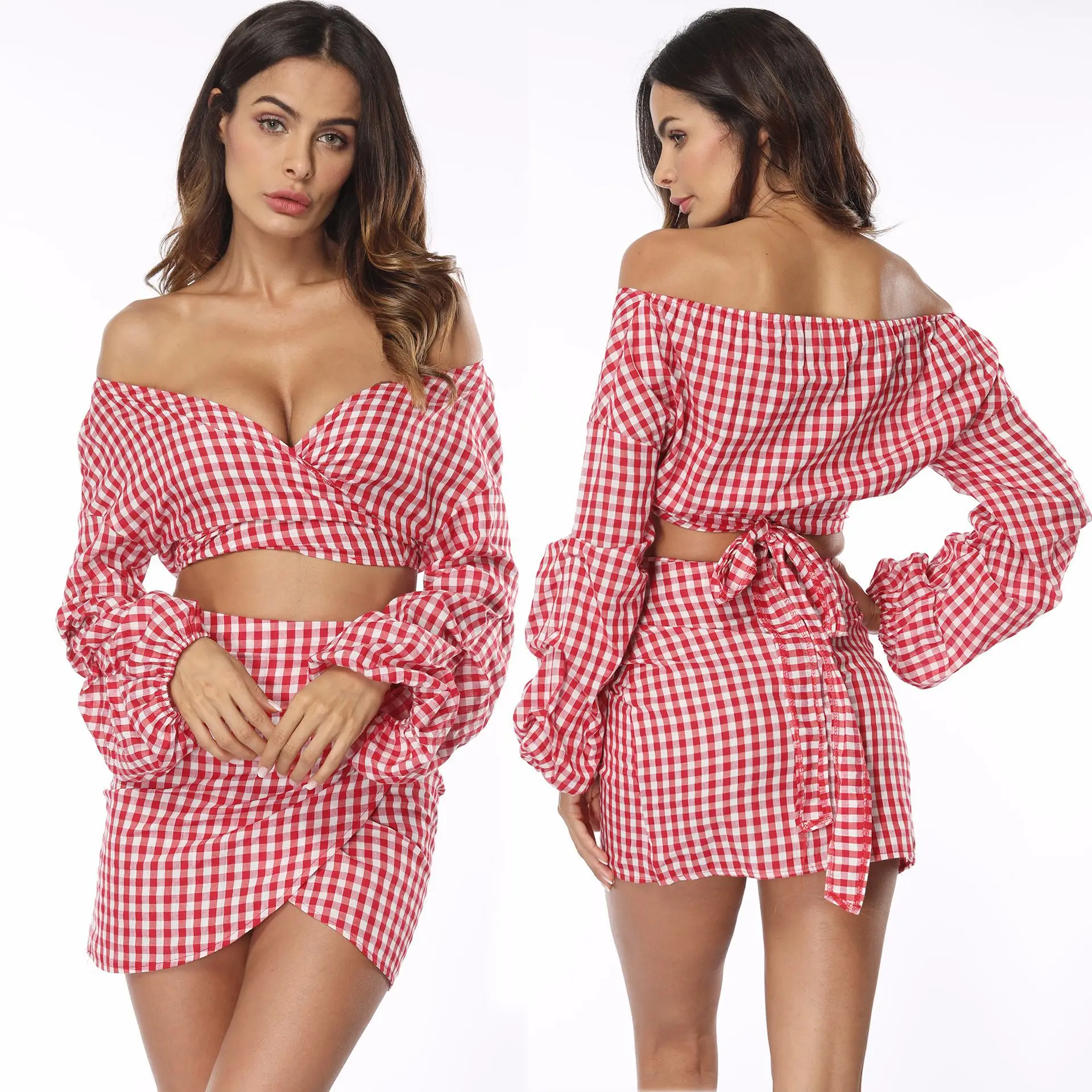 European and American red and white checked V-neck two-piece suit with tie and bow sexy suit exploded in spring and summer
European and American red and white checked V-neck two-piece suit with tie and bow sexy suit exploded in spring and summer