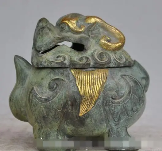 S01077 6"Chinese fengshui Bronze Gilt Fu Dog Lion Beast statue Incense Burner Censer B0403
S01077 6"Chinese fengshui Bronze Gilt Fu Dog Lion Beast statue Incense Burner Censer B0403