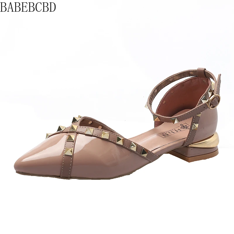 Flat shoes with chunky heels women sandals 2019 summer womens rivet toe buckle thin sandals patent leather sandals shoes
Flat shoes with chunky heels women sandals 2019 summer womens rivet toe buckle thin sandals patent leather sandals shoes