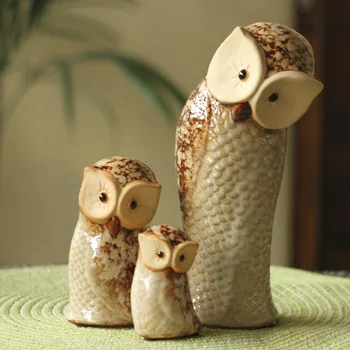 Pastoral Owl Model Family Love Craft Ceramic Cute Owl Figurine Vintage Owl Miniature Desktop Ornaments Home Decor Birthday Gifts
Pastoral Owl Model Family Love Craft Ceramic Cute Owl Figurine Vintage Owl Miniature Desktop Ornaments Home Decor Birthday Gifts