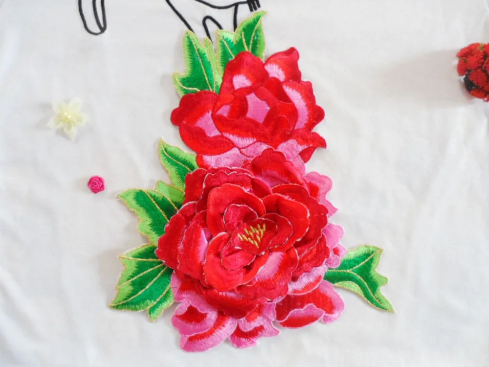23*28 cm 3D Peony Flower Applique Vintage embroidered patch iron on fabric applique sew on patches for dress
23*28 cm 3D Peony Flower Applique Vintage embroidered patch iron on fabric applique sew on patches for dress
