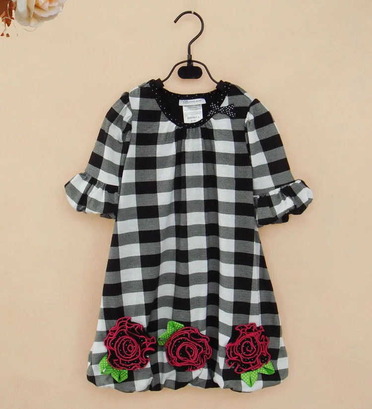 Free Shipping - retail nice kids/children/girls plaid dress w/ stereo flowers applique, kids dress(MOQ: 1pc)
Free Shipping - retail nice kids/children/girls plaid dress w/ stereo flowers applique, kids dress(MOQ: 1pc)