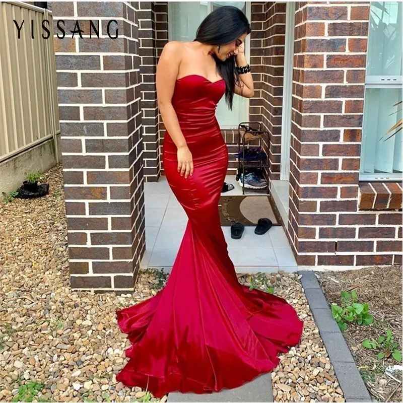 Satin Fishtail Party Dress Off Shoulder Big Mop Maxi Dress Summer Women Back Zipper Elegant Dresses Robe Vestidos
Satin Fishtail Party Dress Off Shoulder Big Mop Maxi Dress Summer Women Back Zipper Elegant Dresses Robe Vestidos