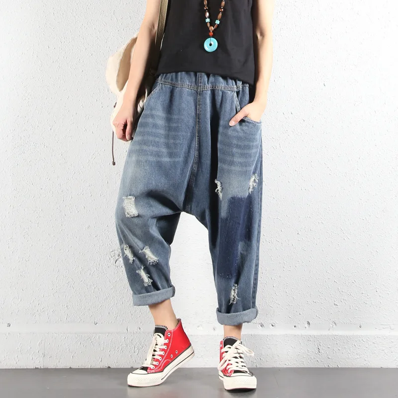 Ripped Hole Cross jeans 2019 Women hip hop streetwear Baggy Harem jeans Boyfriend pants Wide Leg Drop Crotch Denim Bloomers
Ripped Hole Cross jeans 2019 Women hip hop streetwear Baggy Harem jeans Boyfriend pants Wide Leg Drop Crotch Denim Bloomers