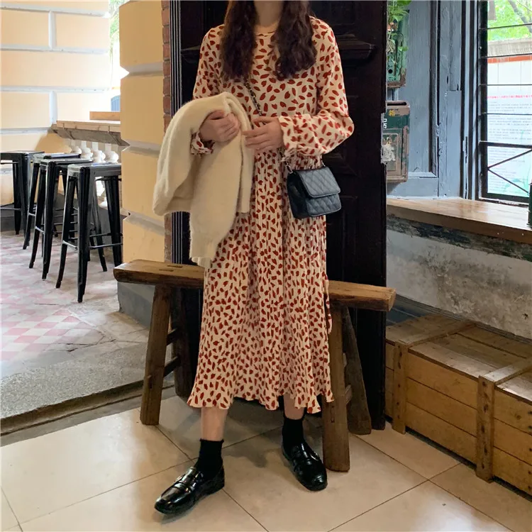Korean Dress Elegant Vintage Janpan Kawaii Cute Uzzlang Floral Print O-neck A-line High Waist Loose Casual Long Beach Sundress
Korean Dress Elegant Vintage Janpan Kawaii Cute Uzzlang Floral Print O-neck A-line High Waist Loose Casual Long Beach Sundress