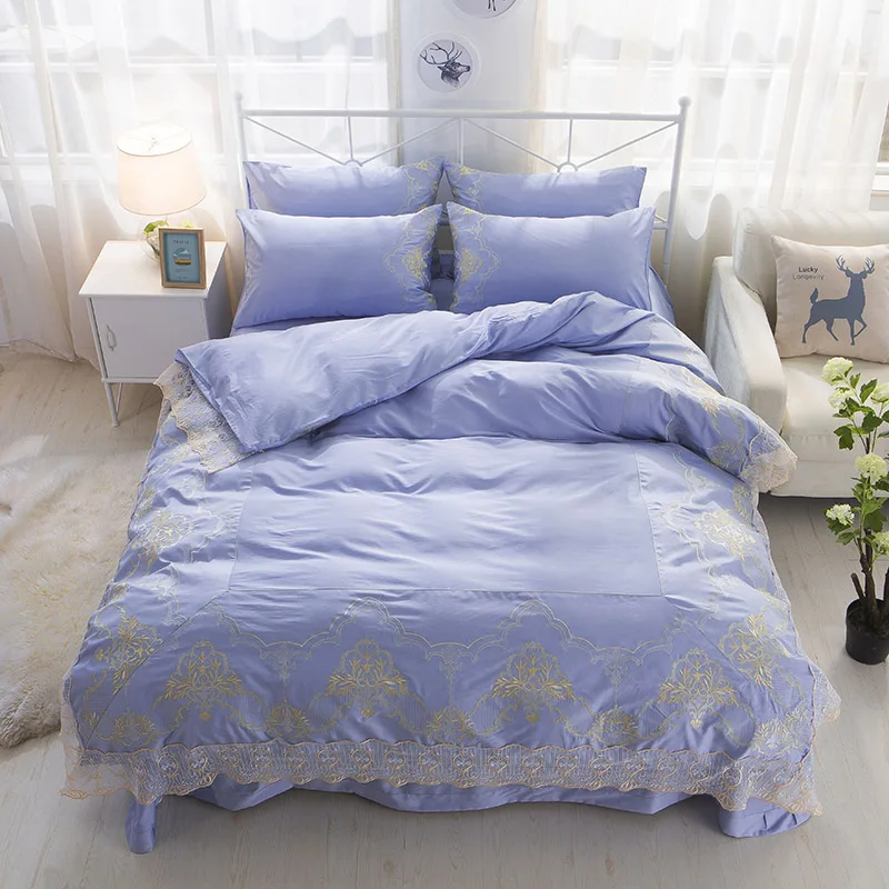 4pcs Luxury Egypt cotton Princess style pure Bedding set Embroidery Lace Duvet cover set Bedsheet Pillowcases Queen King size
4pcs Luxury Egypt cotton Princess style pure Bedding set Embroidery Lace Duvet cover set Bedsheet Pillowcases Queen King size