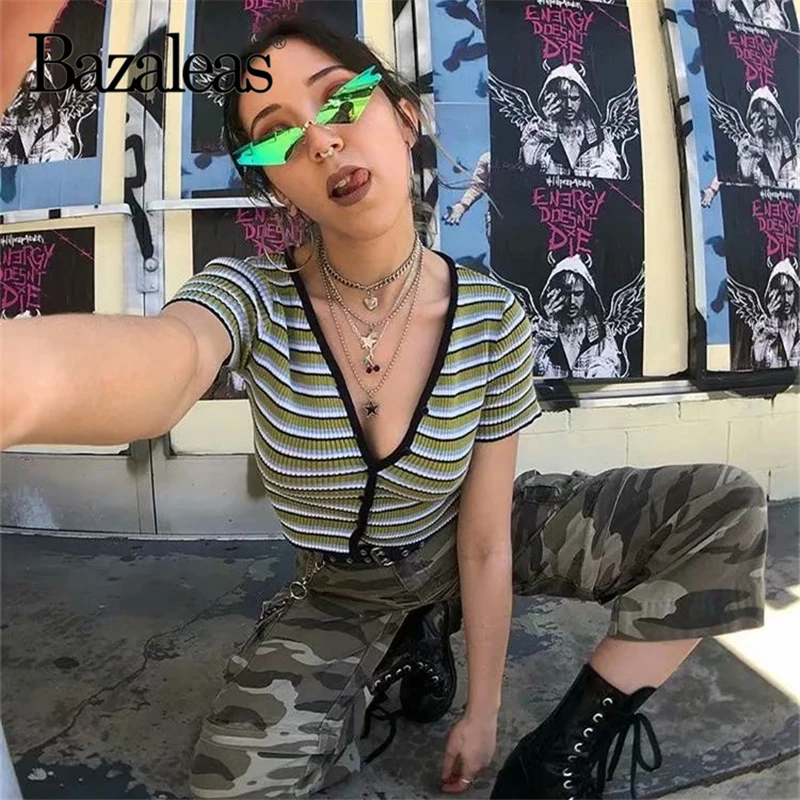 Bazaleas Streetwear Knitted Crop Top Punk Patchwork Stripe Women T-shirt harajuku buttons tshirt Casual Cropped drop shipping
Bazaleas Streetwear Knitted Crop Top Punk Patchwork Stripe Women T-shirt harajuku buttons tshirt Casual Cropped drop shipping