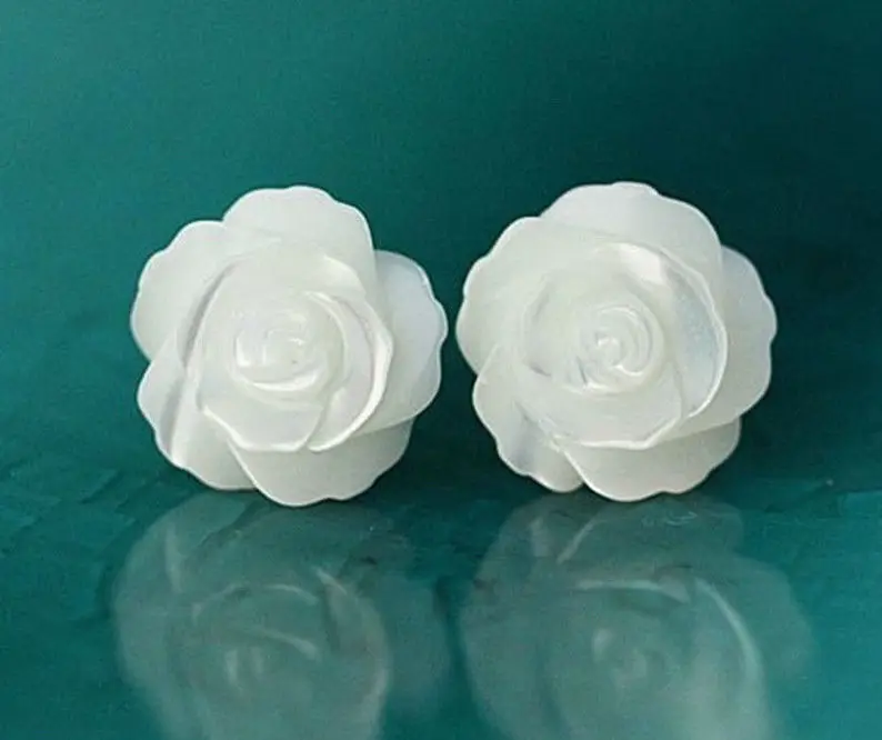Free shipping hot sale Women Bridal Wedding Jewelry >>New 925 Sterling Silver Post White Mother Pear Flower Stud Earring
Free shipping hot sale Women Bridal Wedding Jewelry >>New 925 Sterling Silver Post White Mother Pear Flower Stud Earring