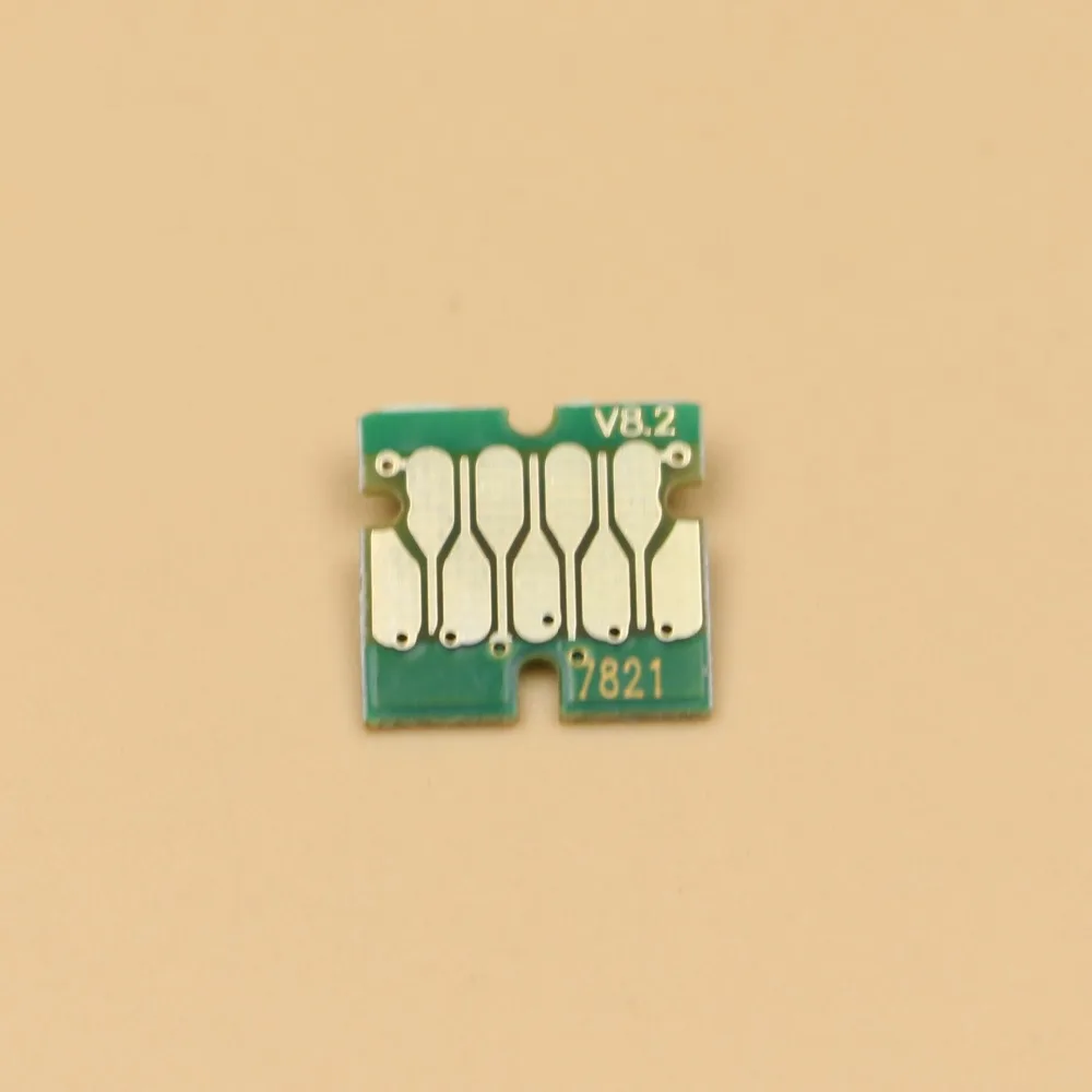 1 new D700 cartridge chip 10