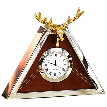 Modern high-end clock European living room metal triangle creative table clock shell deer clock pendulum table new products
Modern high-end clock European living room metal triangle creative table clock shell deer clock pendulum table new products