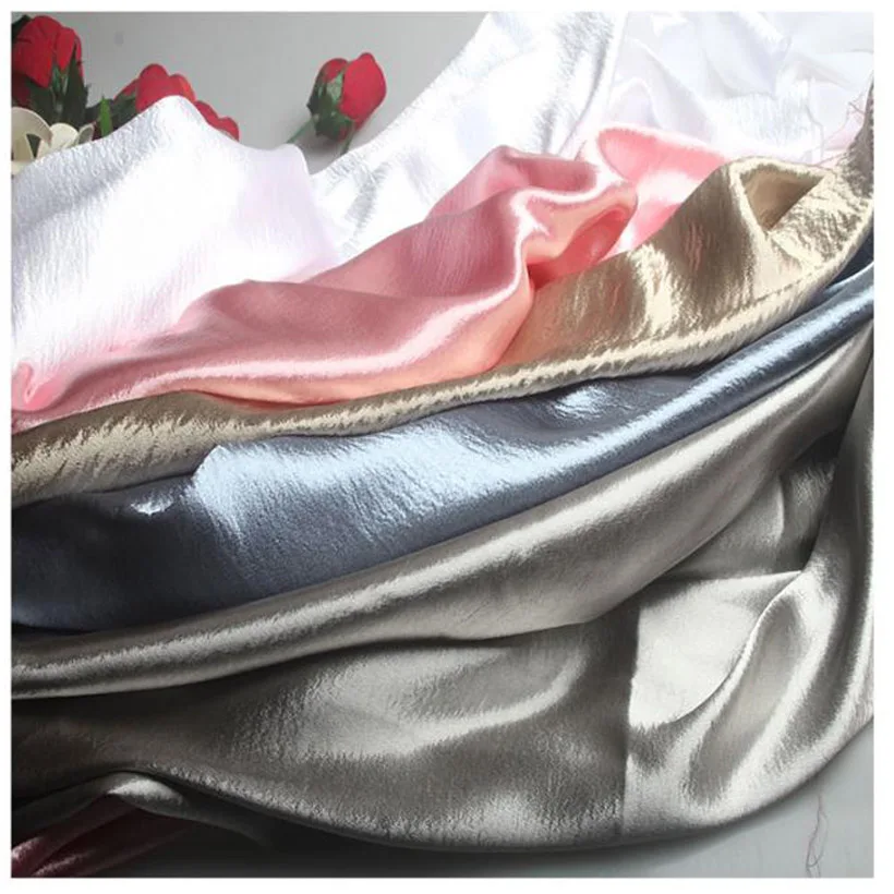 Satin crepe fabric silk cloth material glossy Handmade DIY quality high reflective shiny Polyester Fabric Wedding dress
Satin crepe fabric silk cloth material glossy Handmade DIY quality high reflective shiny Polyester Fabric Wedding dress