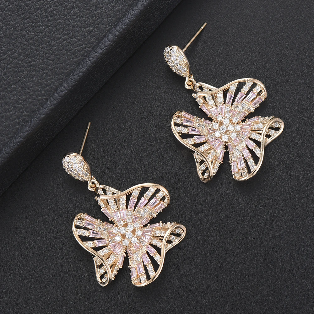 26*38 MM Fashion Blossom Flower Shape Hollow earrings Dubai Indian Engagement Wedding Engagement Drop Dangle Earrings
26*38 MM Fashion Blossom Flower Shape Hollow earrings Dubai Indian Engagement Wedding Engagement Drop Dangle Earrings