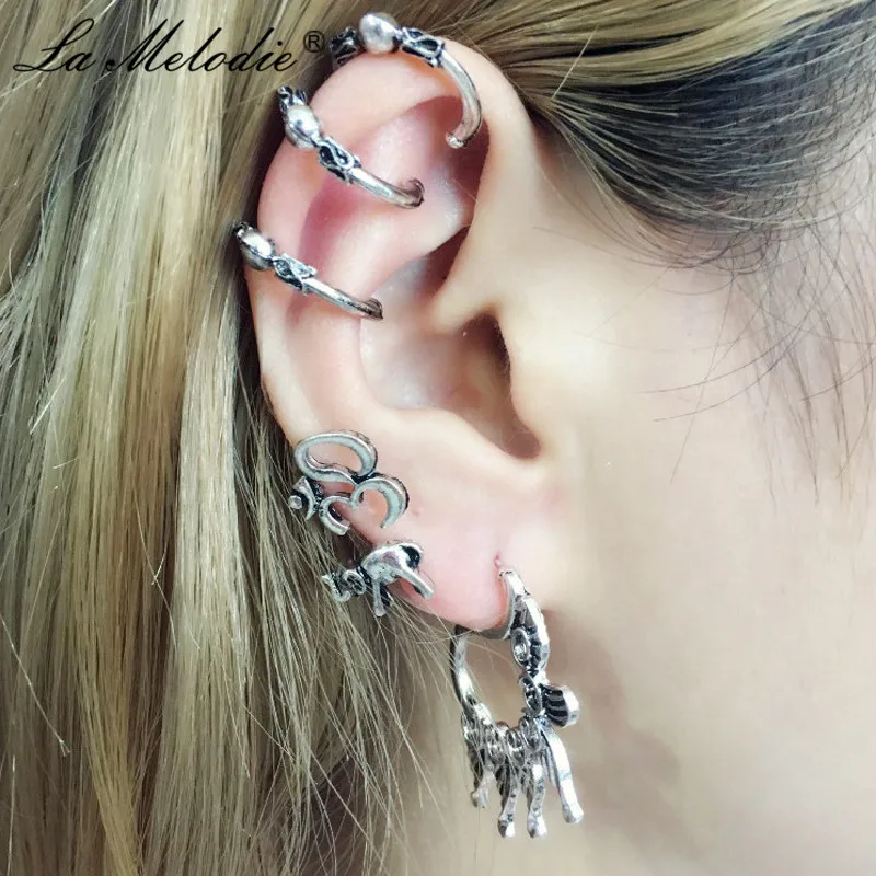 7pcs Vintage Antique Silver Alloy Clip Earring Set Female Big Circle Ear Cuff Wrap Cartilage Earrings Set For Women Ear Jewelry
7pcs Vintage Antique Silver Alloy Clip Earring Set Female Big Circle Ear Cuff Wrap Cartilage Earrings Set For Women Ear Jewelry