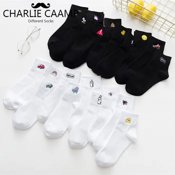 Women Socks Autumn Winter New Cotton Embroidery Cartoon Black White Tube Ladies College Wind Personality Casual Sports Sock T136
Women Socks Autumn Winter New Cotton Embroidery Cartoon Black White Tube Ladies College Wind Personality Casual Sports Sock T136
