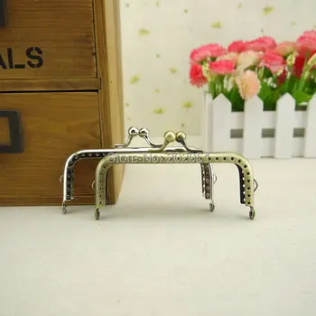 Track Ship + 20pcs/lot DIY 10.5cm bronze and silver Metal Purse Frame Handle for Bag Sewing Craft Tailor Sewer,Freeshipping
Track Ship + 20pcs/lot DIY 10.5cm bronze and silver Metal Purse Frame Handle for Bag Sewing Craft Tailor Sewer,Freeshipping