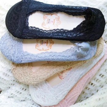 1 pair Anti-Slip Boat Socks Universal Size Fashion Women Girls Lace Flower Short Sock Antiskid Invisible Ankle Socks
1 pair Anti-Slip Boat Socks Universal Size Fashion Women Girls Lace Flower Short Sock Antiskid Invisible Ankle Socks