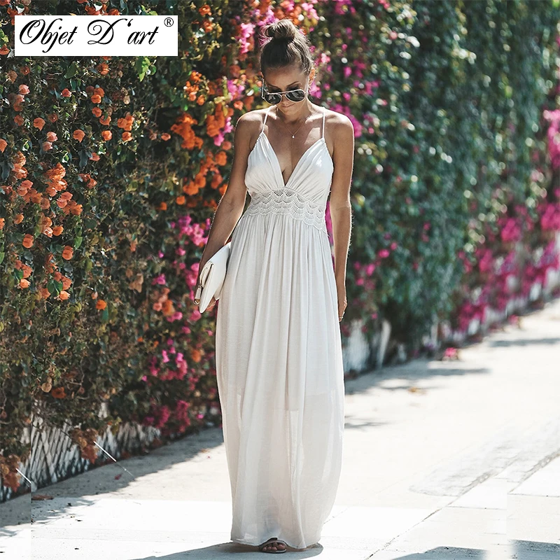 Sexy Hollow-out Women Long Dress Fashion Backless Lace Strap Maxi Sleeveless Dress Deep V-neck Plus Size Evening Party Clothing
Sexy Hollow-out Women Long Dress Fashion Backless Lace Strap Maxi Sleeveless Dress Deep V-neck Plus Size Evening Party Clothing