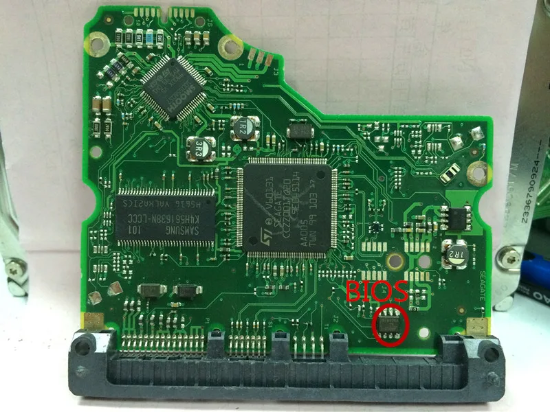 hard drive parts PCB logic board printed circuit board 100536501 for Seagate 3.5 SATA hdd data recovery hard drive repair
hard drive parts PCB logic board printed circuit board 100536501 for Seagate 3.5 SATA hdd data recovery hard drive repair
