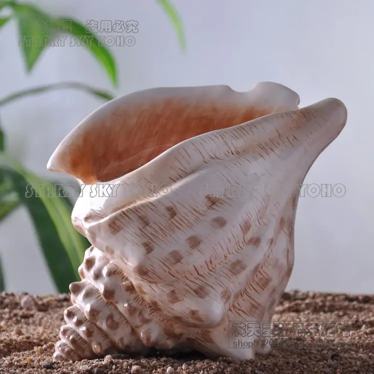 Mediterranean ceramic creative Shell conch flowers vase flower pot home decor home decoration accessories wedding decoration
Mediterranean ceramic creative Shell conch flowers vase flower pot home decor home decoration accessories wedding decoration