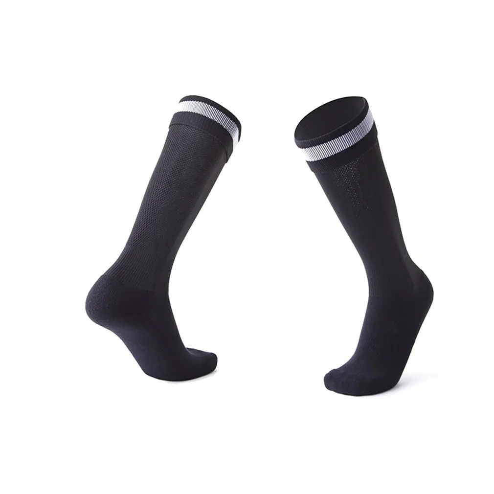 New Solid Color Mesh Imitation Nylon + Polyester Football Socks Sweat-absorbent Wear Football Socks
New Solid Color Mesh Imitation Nylon + Polyester Football Socks Sweat-absorbent Wear Football Socks